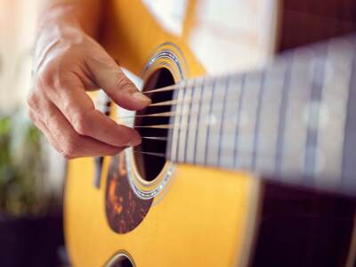 Curso de Dedilhado para Violão